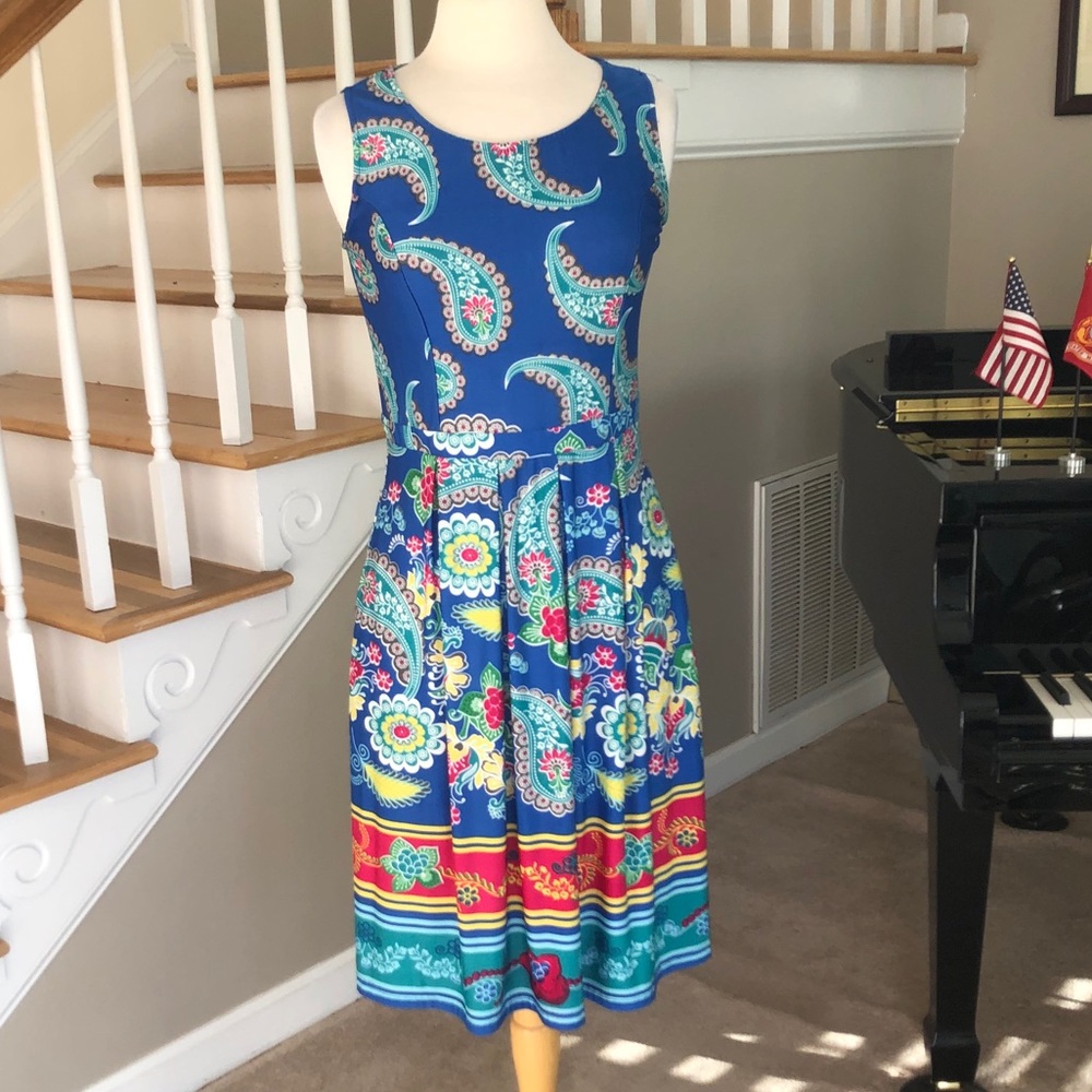 Reborn Paisley Sleeveless Fit and Flare Dress M